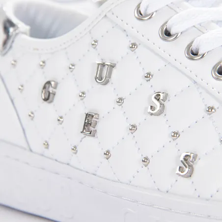 Produits victimes de leur succès Guess Blanc Sneaker riyan logo gaufre