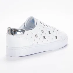 Basket de ville basse femme Guess Sneaker riyan logo gaufre Blanc - ZESHOES