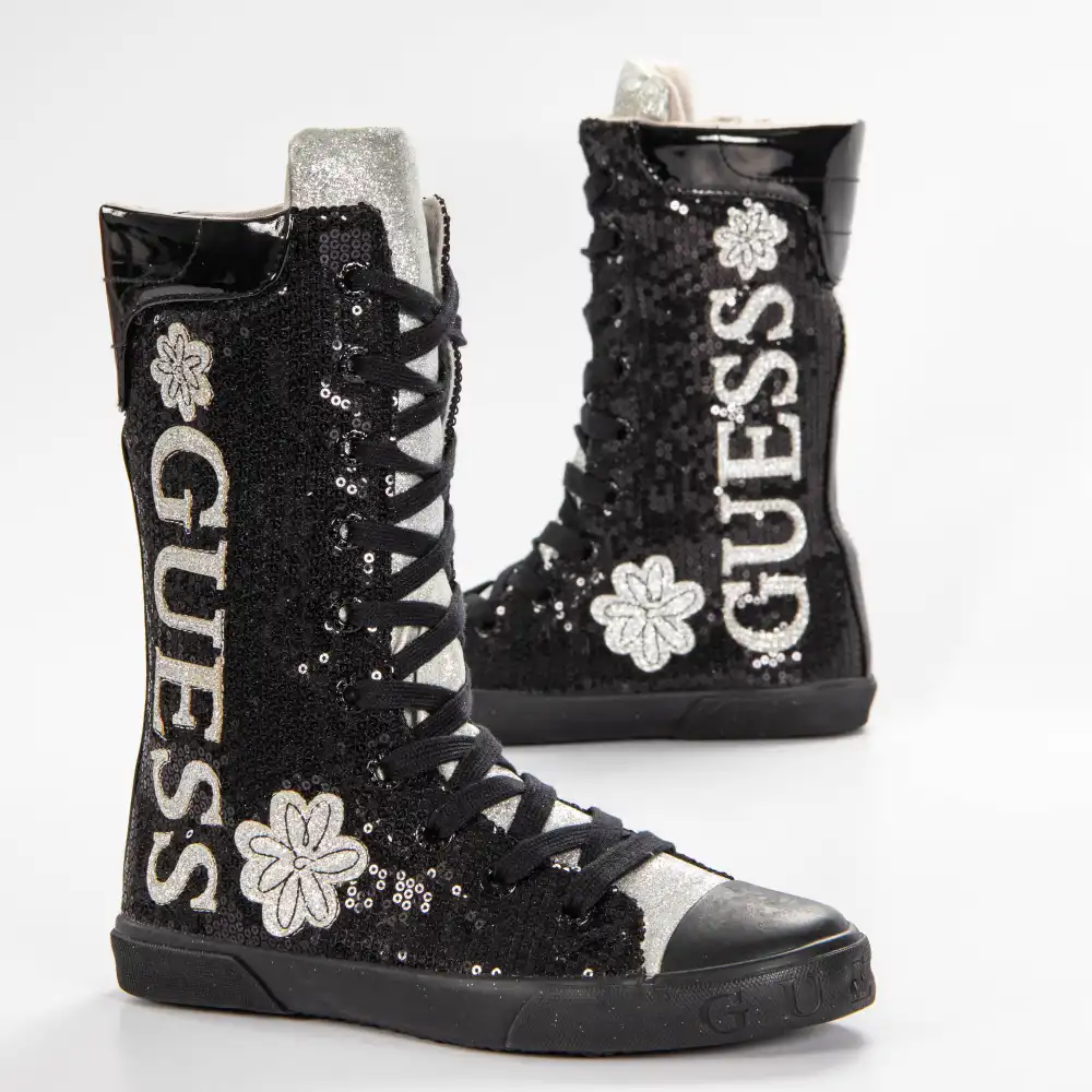 Izzie Guess - 2 Izzie Guess - 2