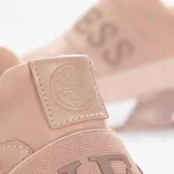 Basket basse femme Guess Maygin logo estampé Rose - ZESHOES