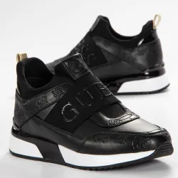 Basket basse femme Guess Maygin logo estampé Noir - ZESHOES