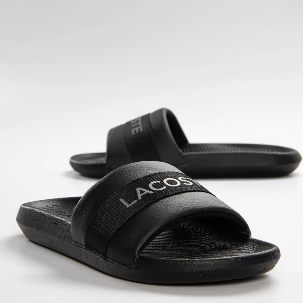 Claquette homme Lacoste Croco slide Noir - ZESHOES Claquette homme Lacoste Croco slide Noir - ZESHOES