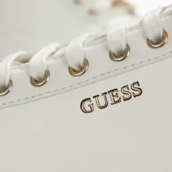 Basket basse femme Guess Vintage logo Blanc - ZESHOES Basket basse femme Guess Vintage logo Blanc - ZESHOES