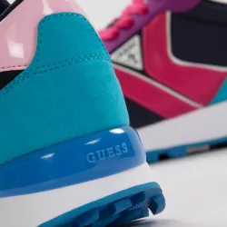 Triangle logo Guess - 9