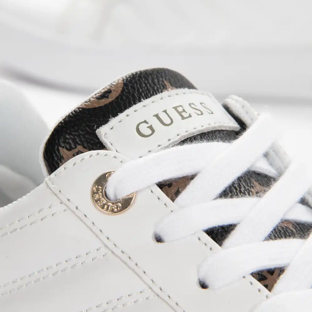 Basket de ville basse femme Guess Reace light Blanc - ZESHOES Basket de ville basse femme Guess Reace light Blanc - ZESHOES