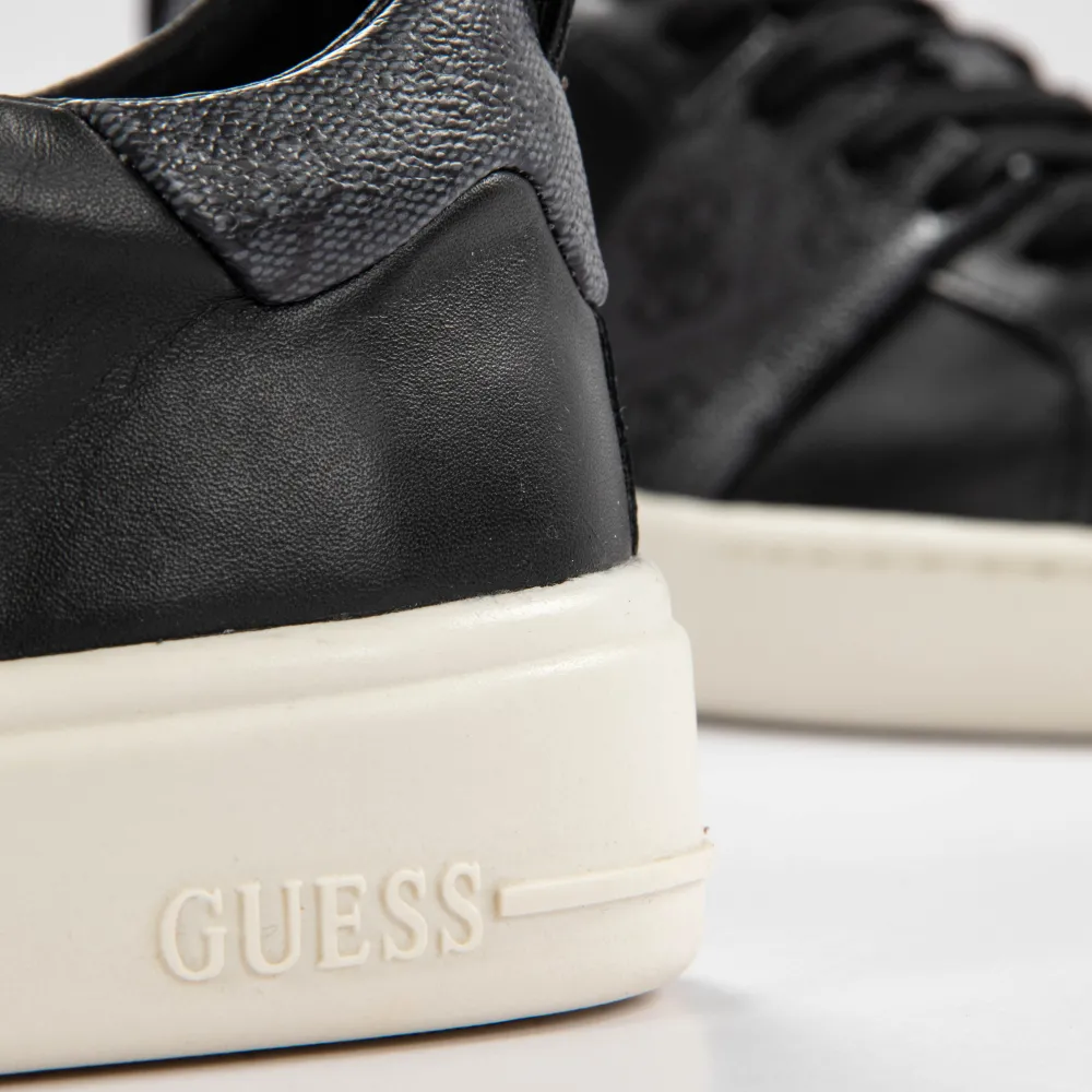 Basket basse homme Guess Verona genuine Noir ZESHOES