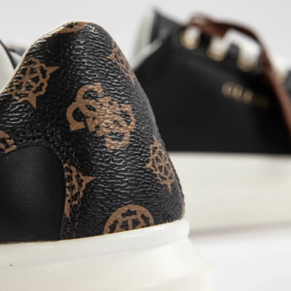 Basket basse femme Guess Salerno Noir - ZESHOES