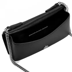 Sac bandoulière femme Calvin Klein Minaudière Noir - ZESHOES Sac bandoulière femme Calvin Klein Minaudière Noir - ZESHOES