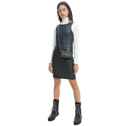 Sac bandoulière femme Calvin Klein Minaudière Noir - ZESHOES Sac bandoulière femme Calvin Klein Minaudière Noir - ZESHOES