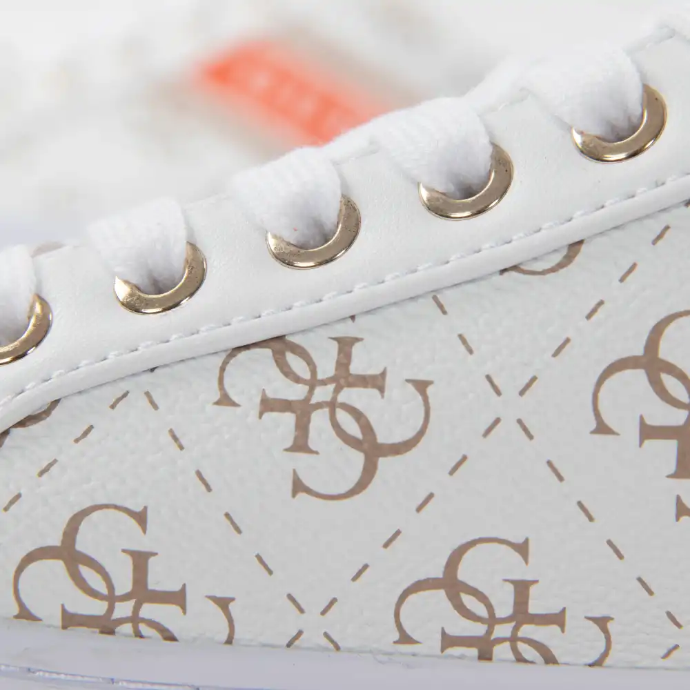 Basket de ville basse femme Guess Barona Blanc - ZESHOES