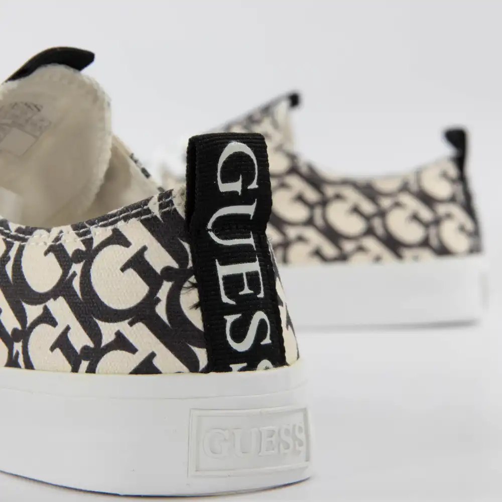 Basket de ville basse femme Guess Fl5erlfal Beige - ZESHOES