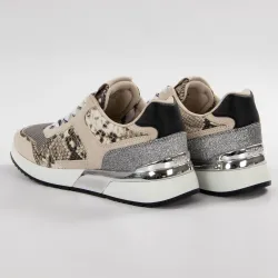 Basket basse femme Guess Python Multicolor - ZESHOES Basket basse femme Guess Python Multicolor - ZESHOES