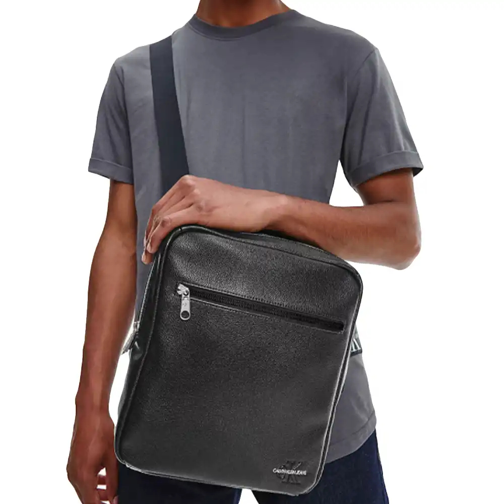 Sac a bandouliere homme Calvin Klein big bag recyclé Noir - ZESHOES