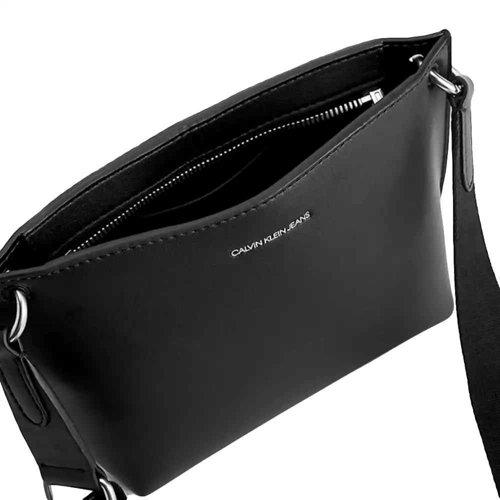 Sacoche femme Calvin Klein Classic bag Noir - ZESHOES Sacoche femme Calvin Klein Classic bag Noir - ZESHOES
