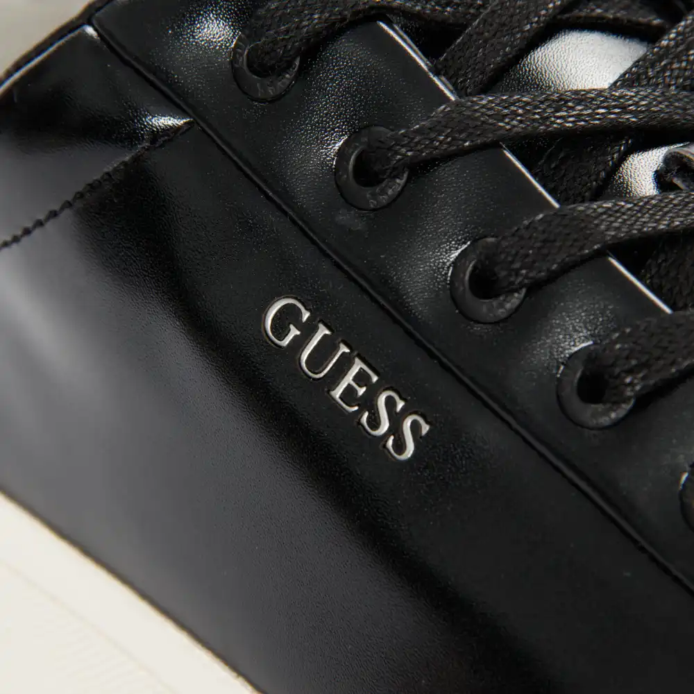 Basket basse homme Guess Original logo Noir - ZESHOES Basket basse homme Guess Original logo Noir - ZESHOES