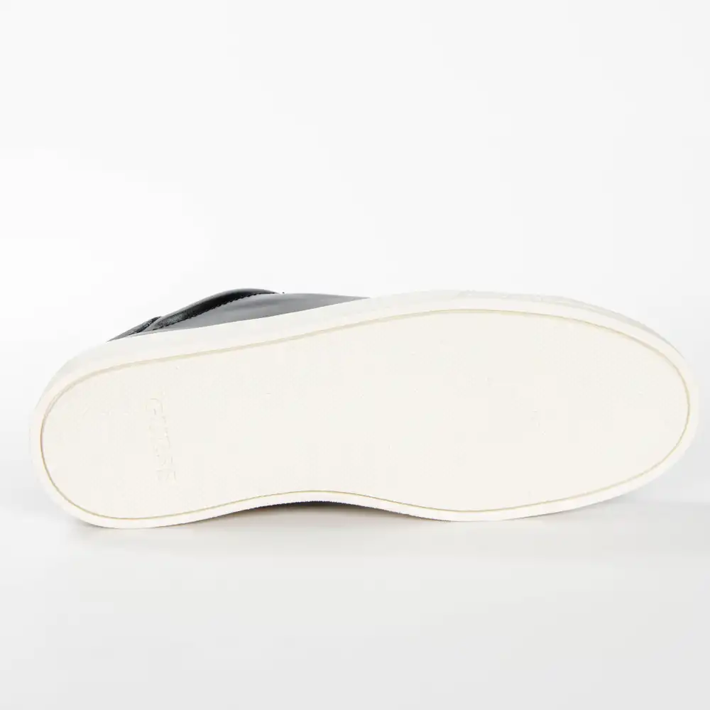 Basket basse homme Guess Original logo Noir - ZESHOES Basket basse homme Guess Original logo Noir - ZESHOES