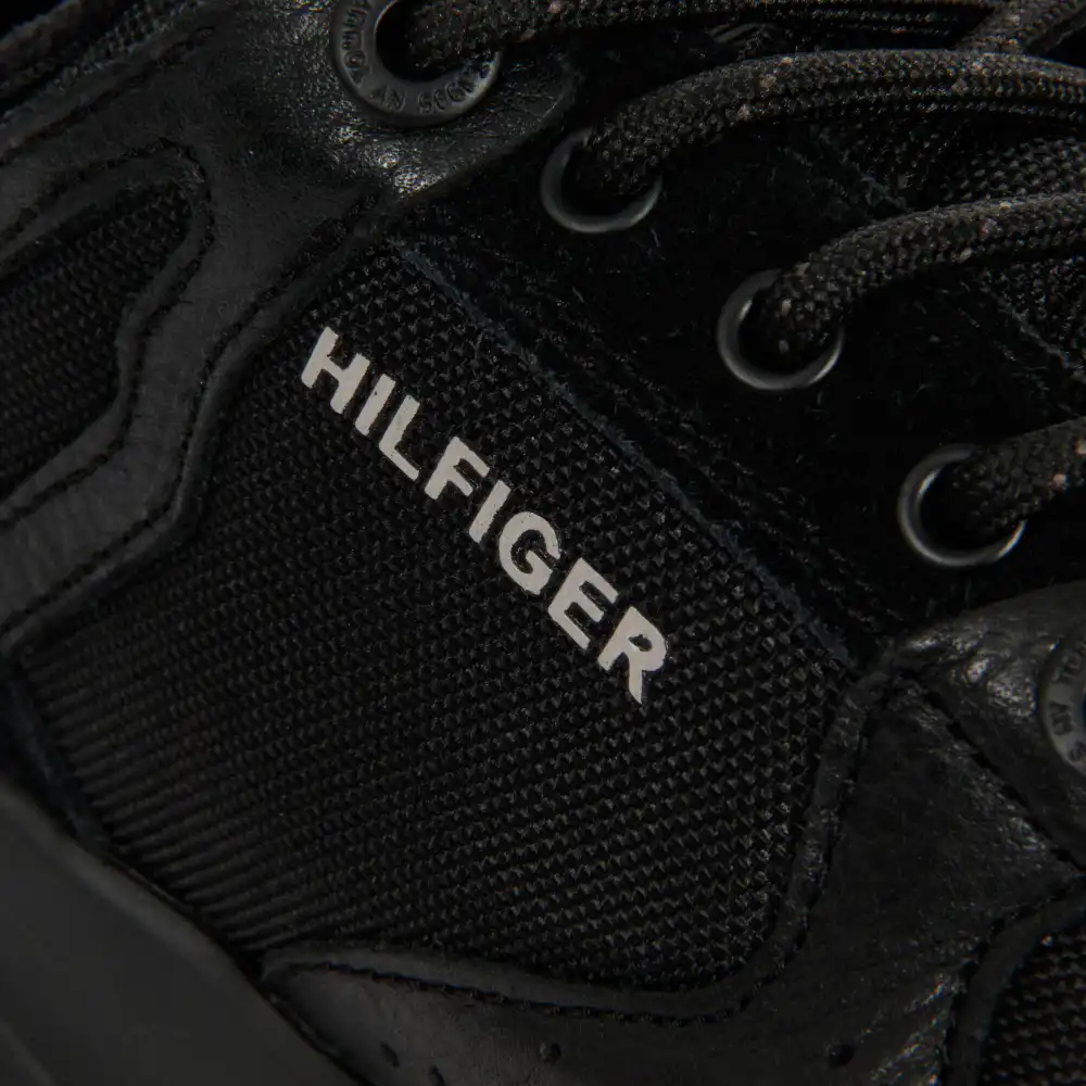 Basket basse homme Tommy Jeans Outdoor sneaker mix runner Noir - ZESHOES Basket basse homme Tommy Jeans Outdoor sneaker mix runner Noir - ZESHOES