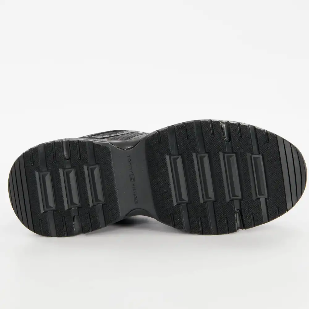 Basket basse homme Tommy Jeans Outdoor sneaker mix runner Noir - ZESHOES Basket basse homme Tommy Jeans Outdoor sneaker mix runner Noir - ZESHOES