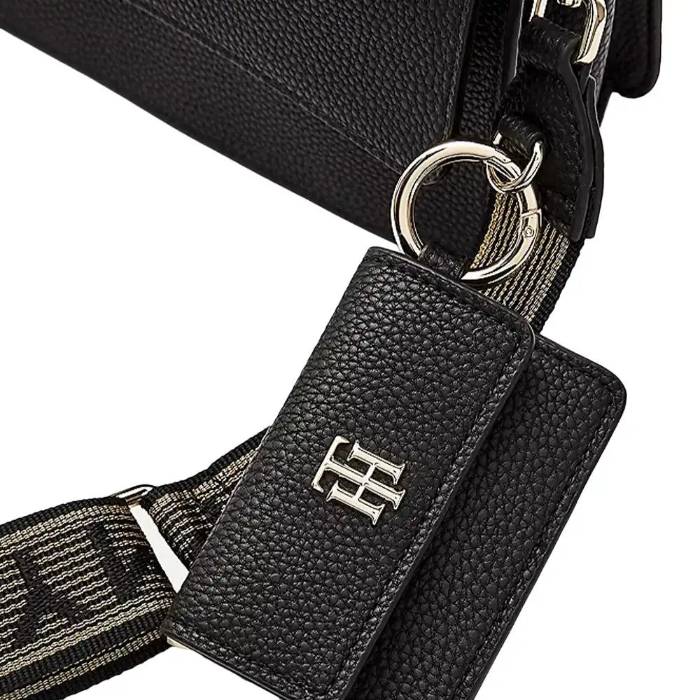 Pochette femme Tommy Jeans Soft effet grain fin Noir - ZESHOES Pochette femme Tommy Jeans Soft effet grain fin Noir - ZESHOES