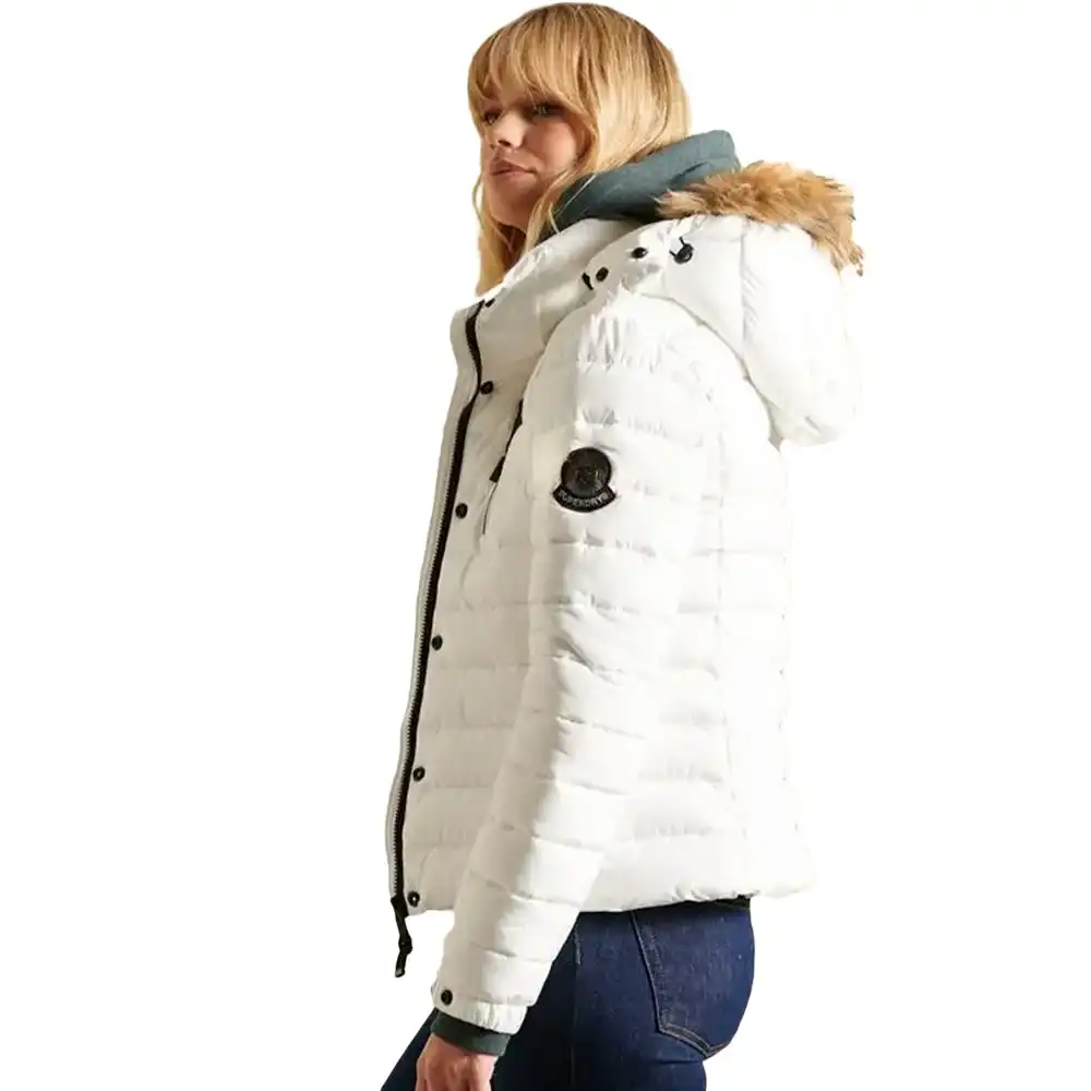 Doudoune femme Superdry Classic badge Blanc - ZESHOES Doudoune femme Superdry Classic badge Blanc - ZESHOES