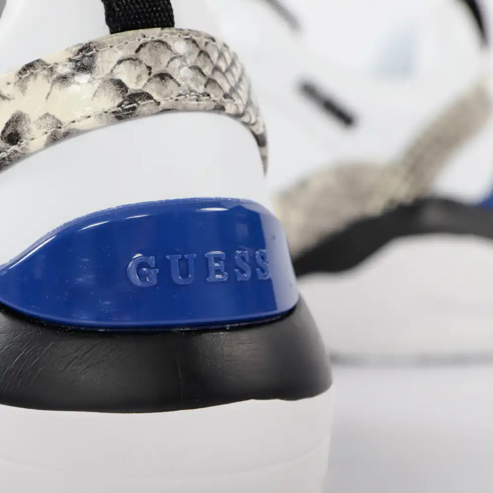 Basket de ville basse femme Guess Python Blanc - ZESHOES