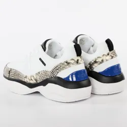 Basket de ville basse femme Guess Python Blanc - ZESHOES