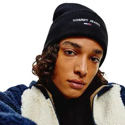 Bonnet homme Tommy Jeans Original le logo Noir - ZESHOES Bonnet homme Tommy Jeans Original le logo Noir - ZESHOES