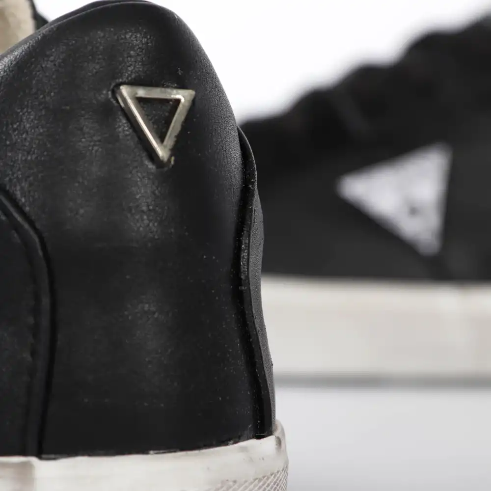 Charbon plimsole Guess - 9