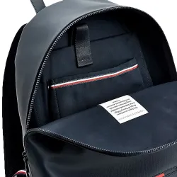 Sac à dos homme Tommy Jeans Essential logo métal Bleu - ZESHOES Sac à dos homme Tommy Jeans Essential logo métal Bleu - ZESHOES