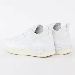 Logo veritable Guess - 8 Logo veritable Guess - 8