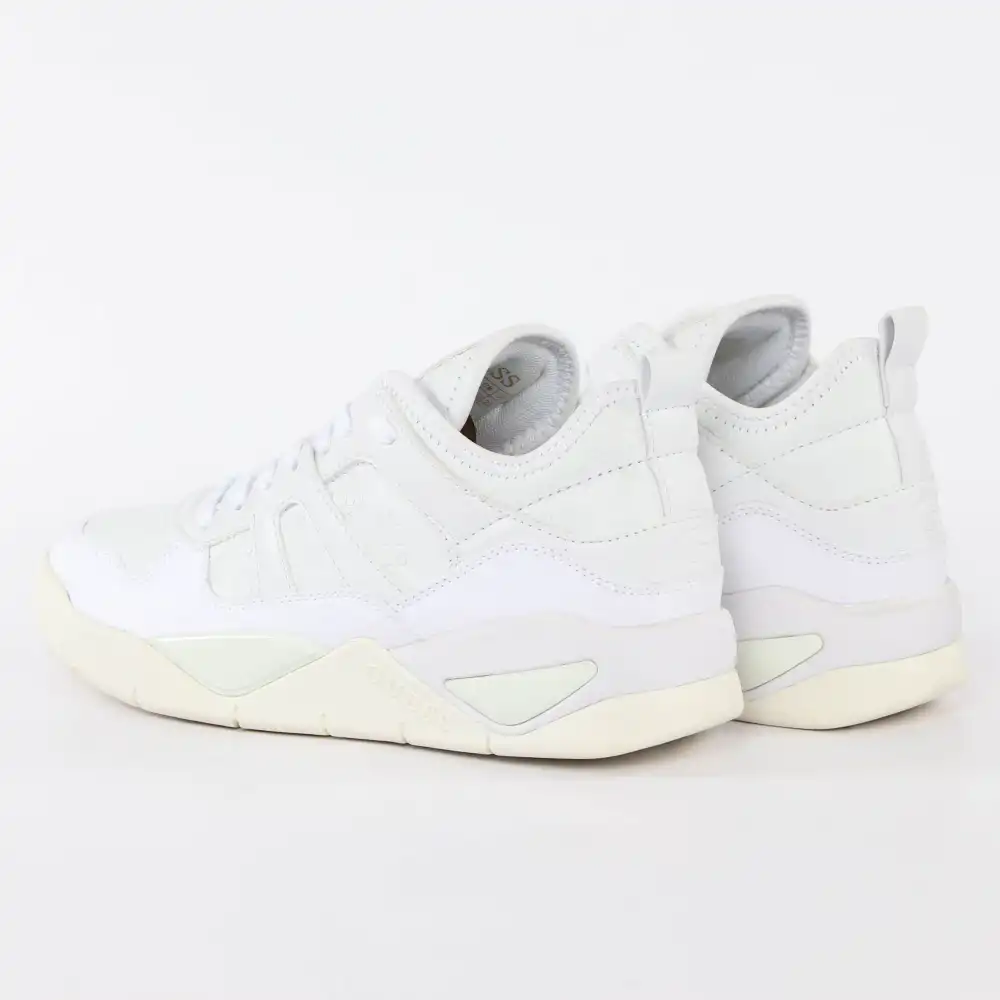 Logo veritable Guess - 8 Logo veritable Guess - 8