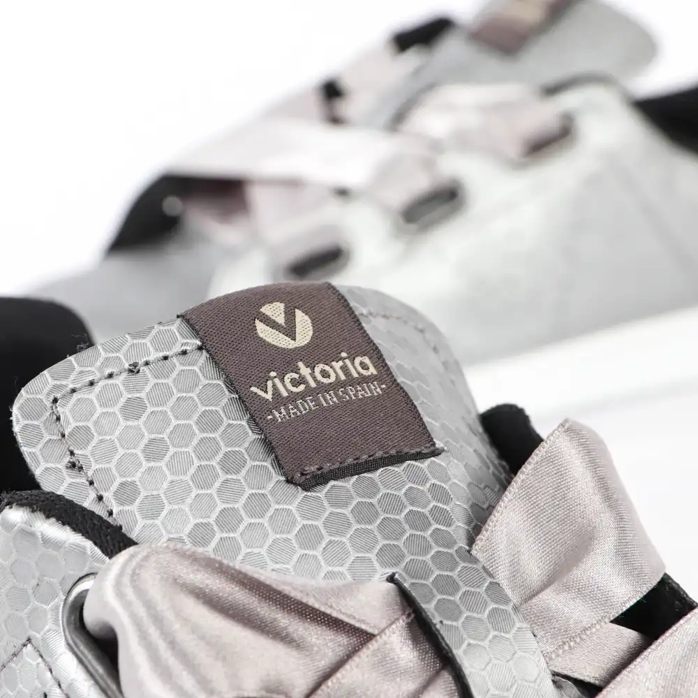 Basket basse femme Victoria Argent Argent - ZESHOES Basket basse femme Victoria Argent Argent - ZESHOES