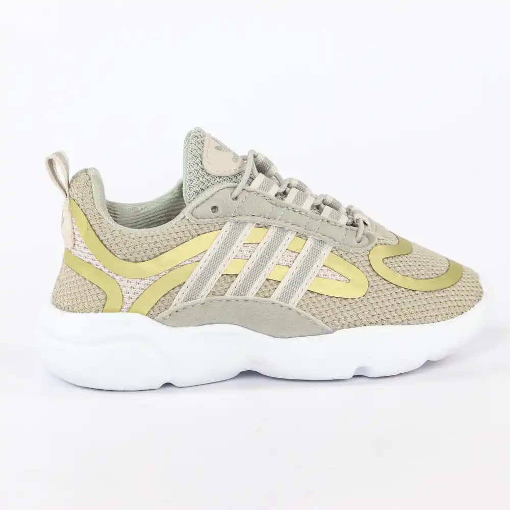 Haiwee el Adidas - 3 Haiwee el Adidas - 3