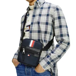 Pochette homme Tommy Jeans Elevated nylon c mini reporter Bleu - ZESHOES Pochette homme Tommy Jeans Elevated nylon c mini reporter Bleu - ZESHOES