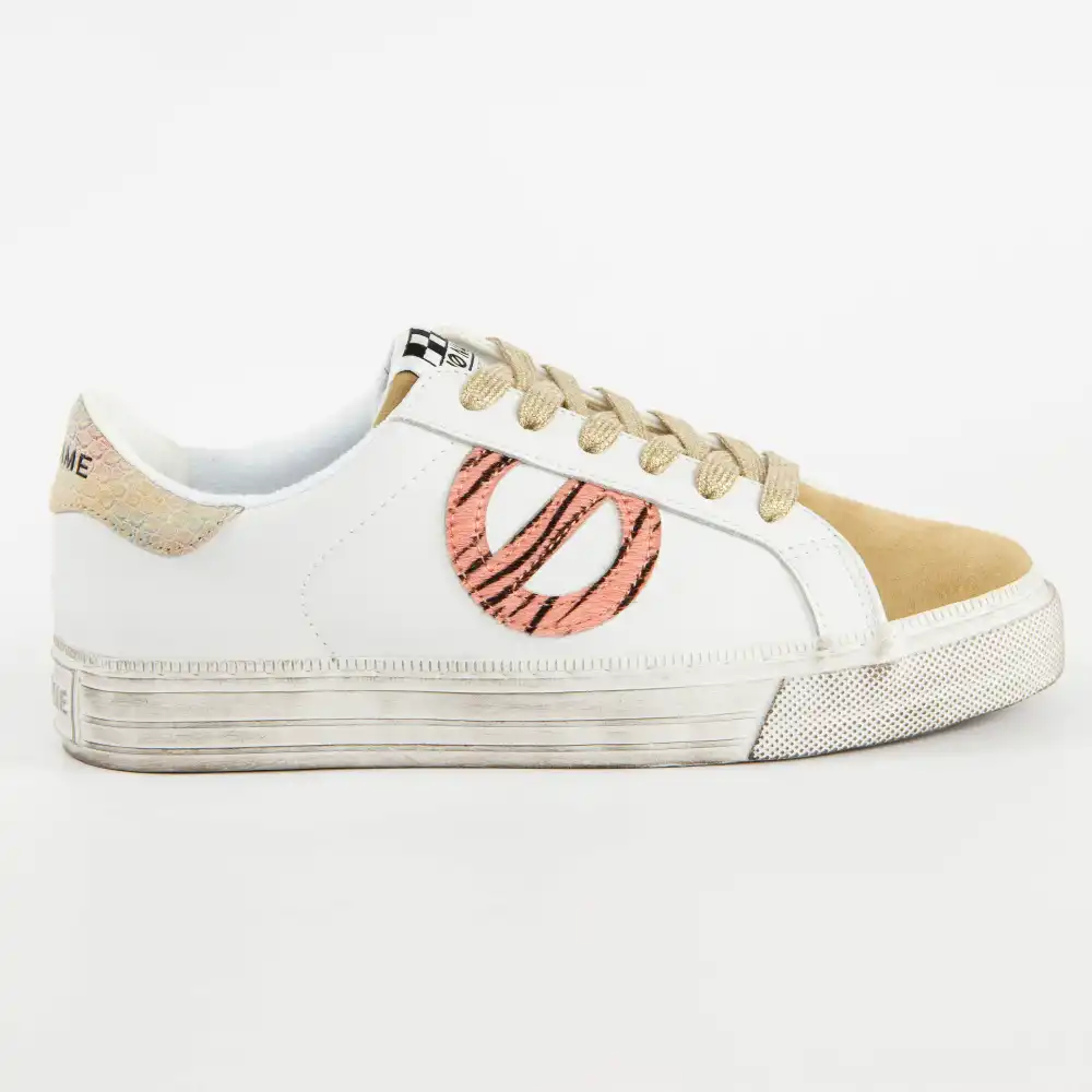 Strike side NO NAME - 4 Strike side NO NAME - 4