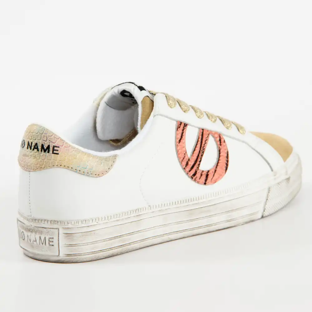 Strike side NO NAME - 7 Strike side NO NAME - 7