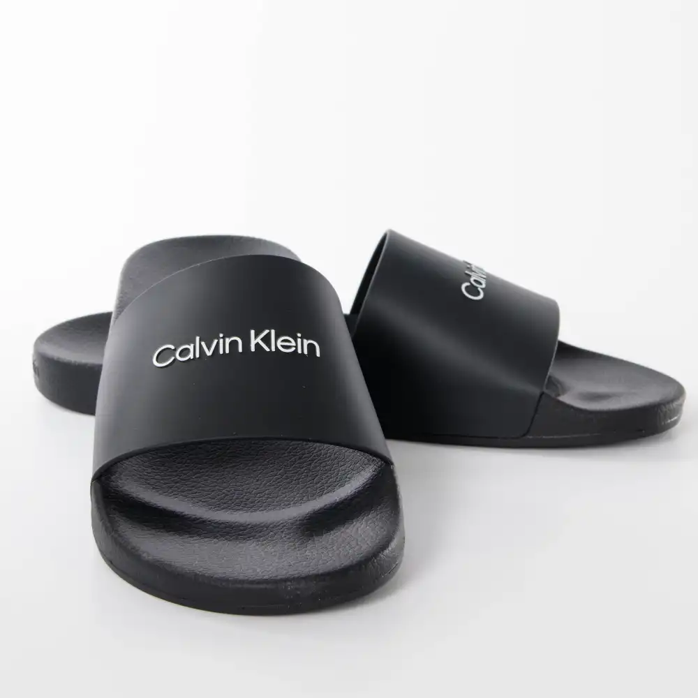 Claquette homme Calvin Klein Original logo Noir - ZESHOES Claquette homme Calvin Klein Original logo Noir - ZESHOES