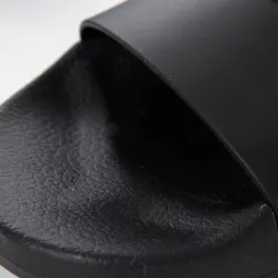 Claquette homme Calvin Klein Original logo Noir - ZESHOES Claquette homme Calvin Klein Original logo Noir - ZESHOES