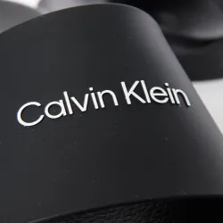 Claquette homme Calvin Klein Original logo Noir - ZESHOES Claquette homme Calvin Klein Original logo Noir - ZESHOES