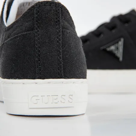 Produits victimes de leur succès Guess Noir Sneaker classic logo triangle