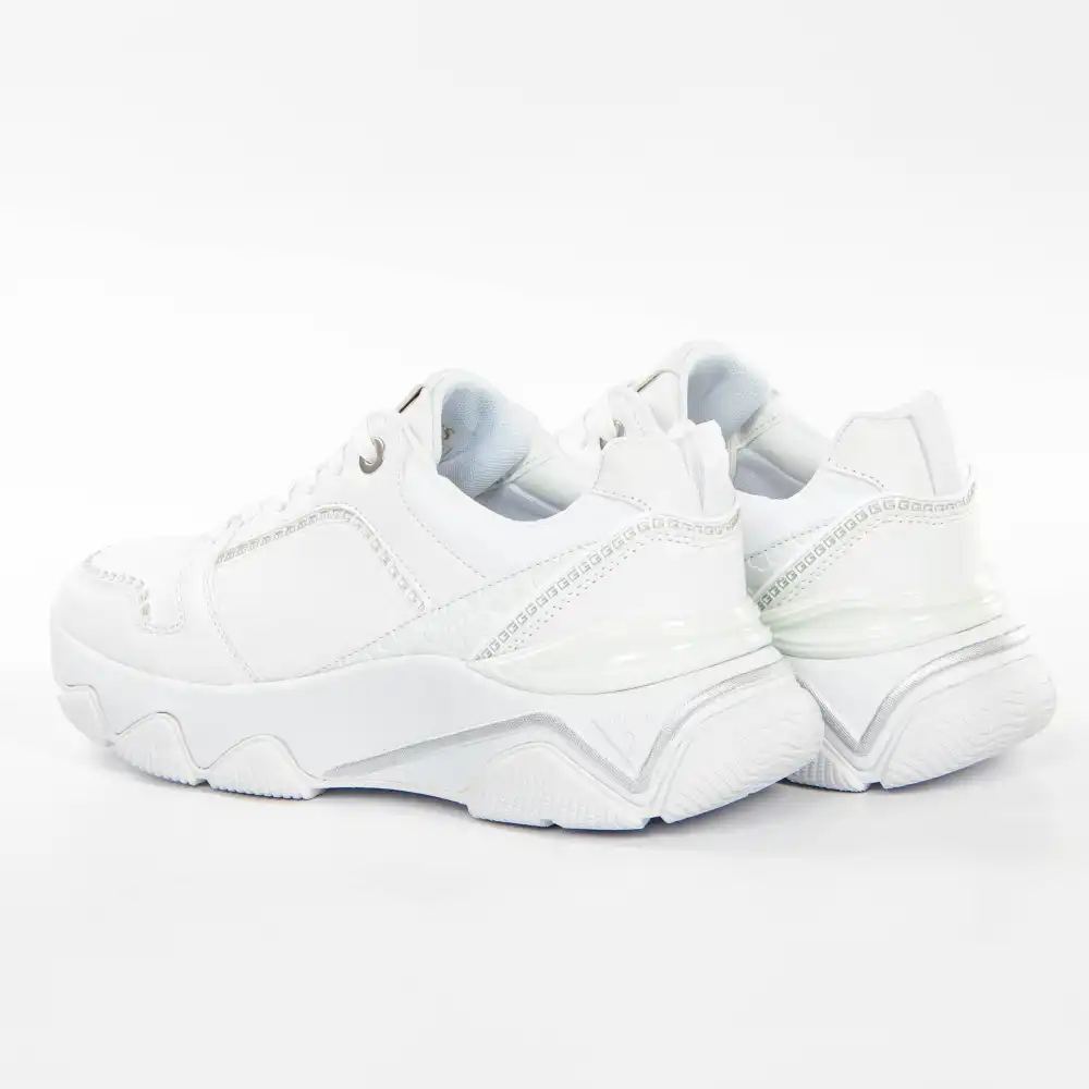 Chunky sneaker Guess - 5 Chunky sneaker Guess - 5