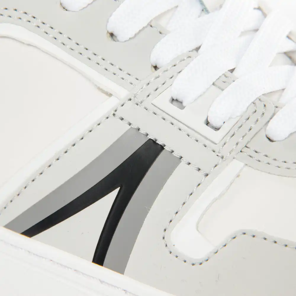 L001 0722 SMA Lacoste - 5