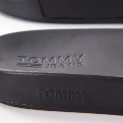 Claquette homme Tommy Jeans Flag pool slide Noir - ZESHOES