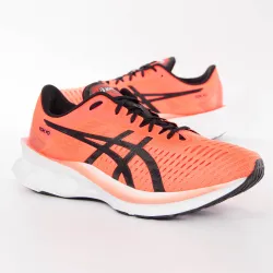 Novablast tokyo Asics - 2