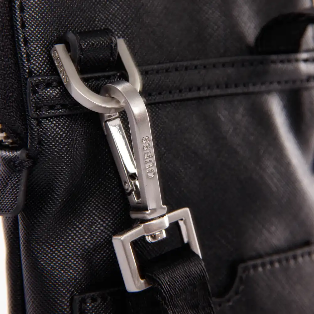 Pochette homme Guess Certosa Noir - ZESHOES Pochette homme Guess Certosa Noir - ZESHOES