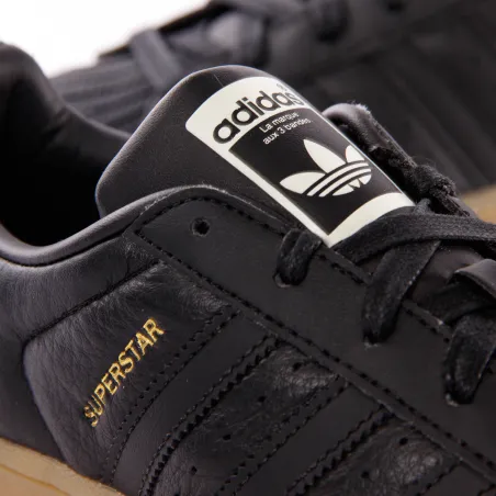 Produits victimes de leur succès Adidas Noir Superstar