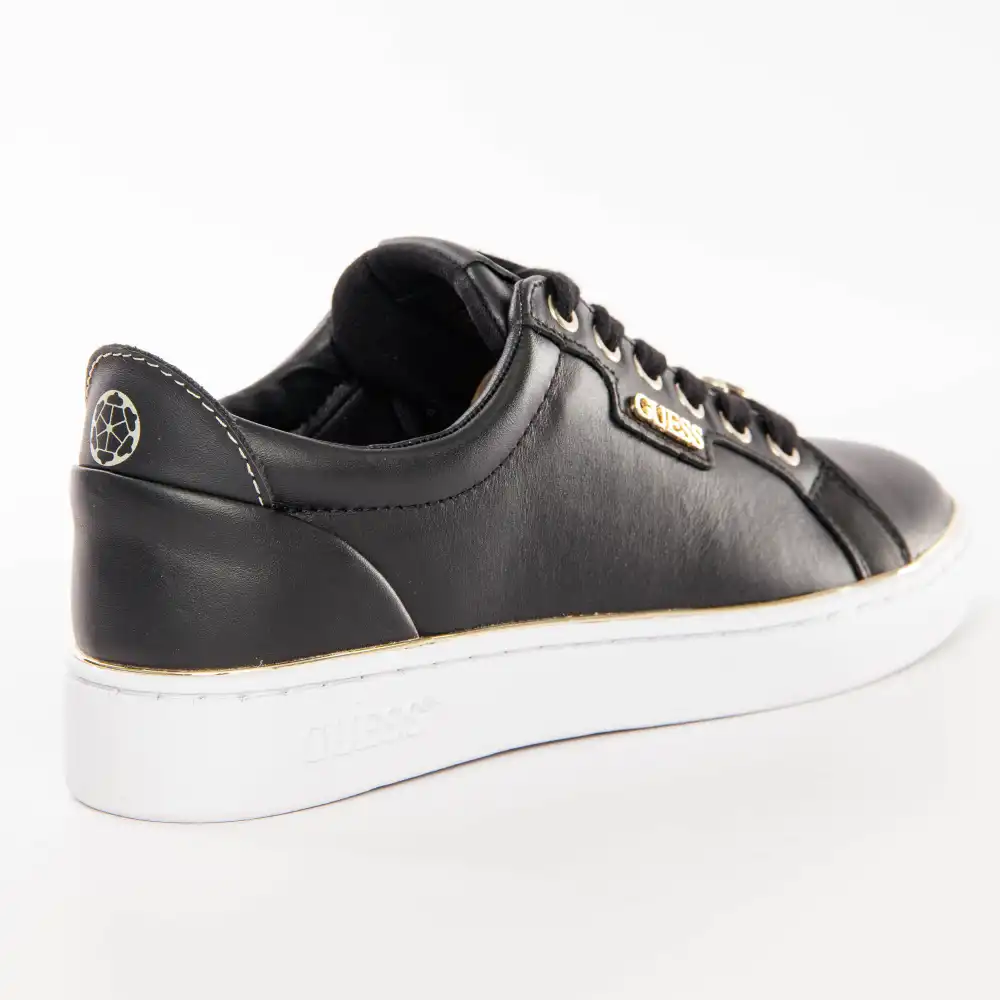 Betea Guess - 8 Betea Guess - 8