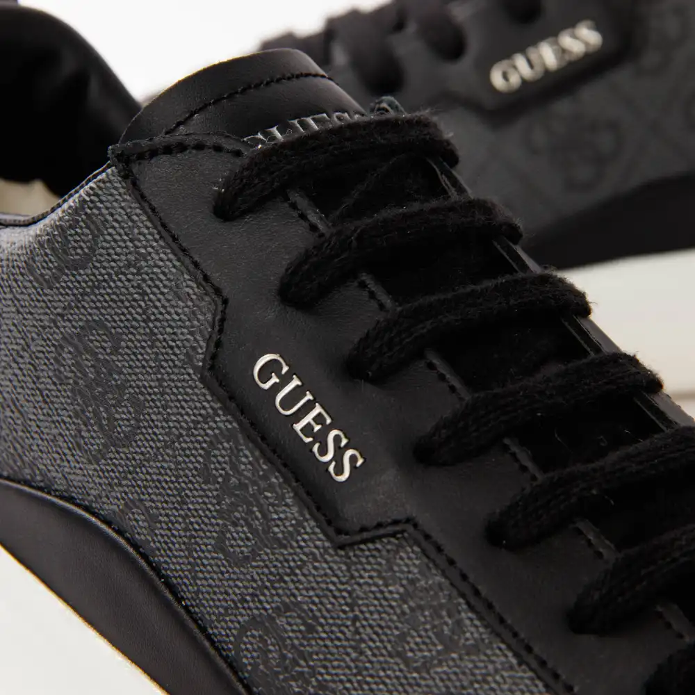 Verona Guess - 3 Verona Guess - 3