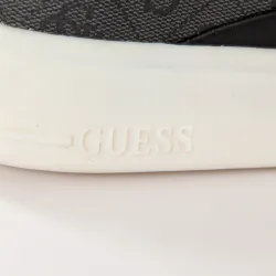 Verona Guess - 8 Verona Guess - 8