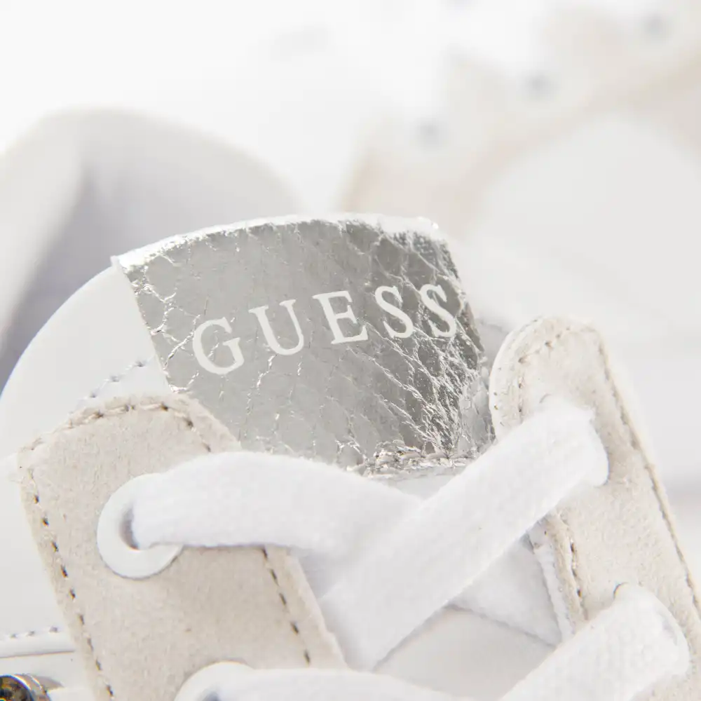 Roxele Guess - 4